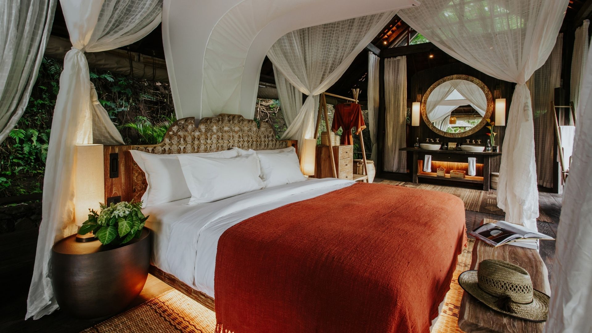 BTE-Accommodation-Above the Waterfall-7.jpg